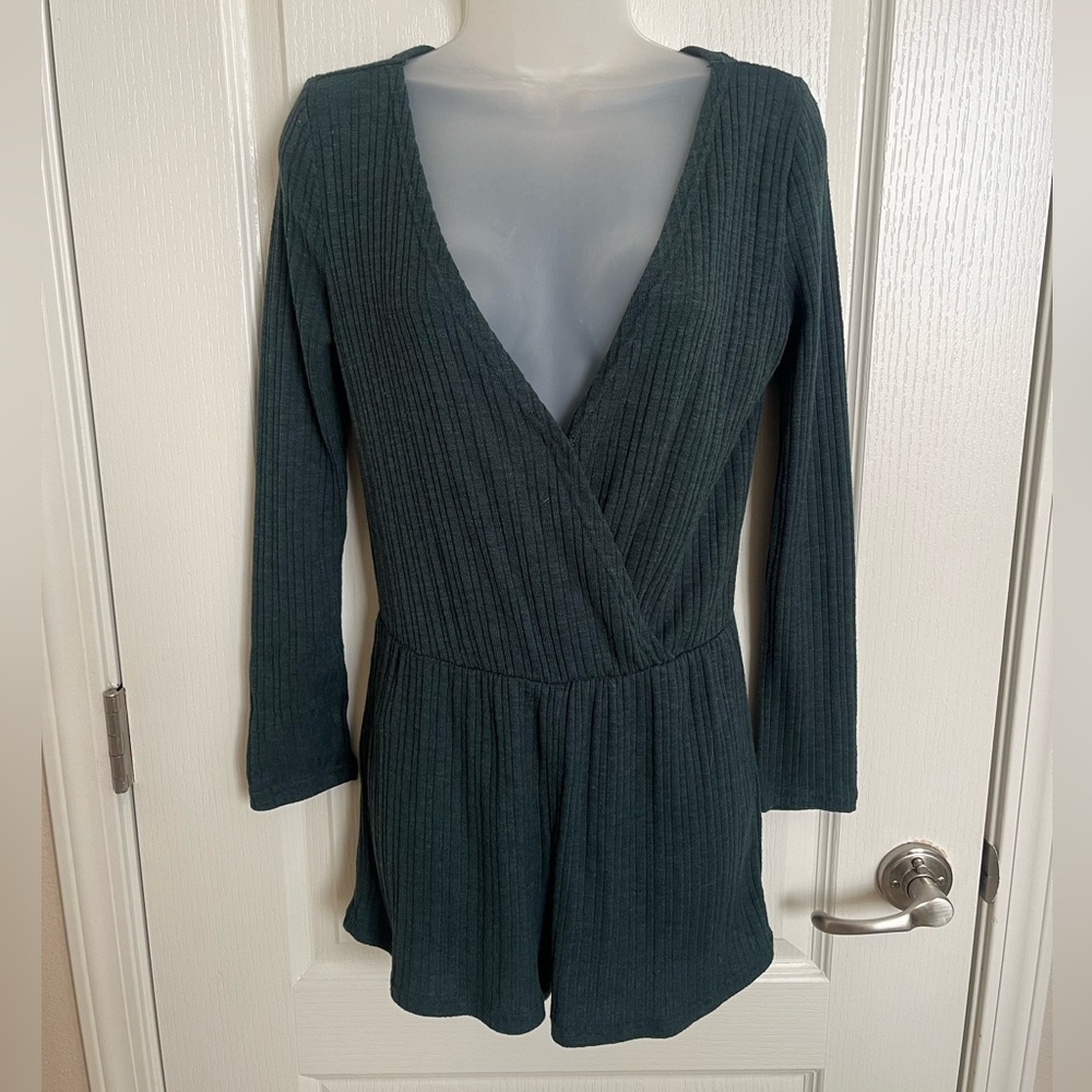 ONeill Womens Size Large Sabina Romper Green Ribbed Surplice Neck Long Sleeve